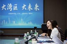 【人物】香港女孩“花”式扶贫