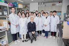 【健康】十年磨一剑：中国首个新冠“特效药”来了