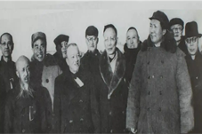 【历史上的今天】 1949年毛泽东朱德在北平检阅人民解放军