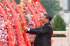 最闪亮的坐标｜清明时节，与总书记一起缅怀英烈
