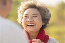 【健康】树立积极老龄观 促进健康老龄化