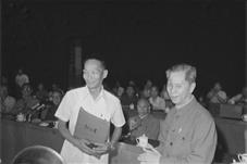 【历史上的今天】1981年 6月6日 袁隆平荣获中国第一个特等发明奖