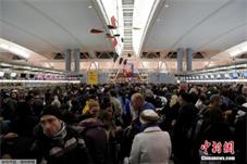 冬季临近欧美旅行热潮不减 美国或迎新一波疫情高峰
