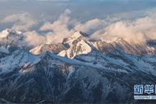 阿坝州黑水县达古冰川启动冬季旅游季活动