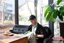 美国外教在中国：以语言为桥 促中国学生与世界对话