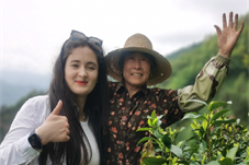 【华闻资讯】艺术赋能，青春助力| 高校直播助农-——走进安徽