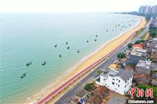 （乡村行·看振兴）海南临高：环岛旅游公路风景变“钱”景
