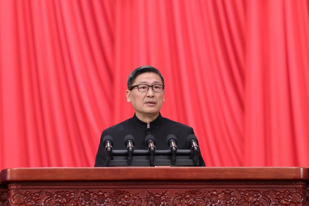 3月9日，全国政协十四届二次会议在北京人民大会堂举行第三次全体会议。这是符之冠委员代表台盟中央作大会发言。新华社记者 金立旺 摄.jpg