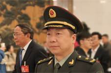【新闻】杨利伟：神十七航天员可以直接打我手机，我能实时看到他们