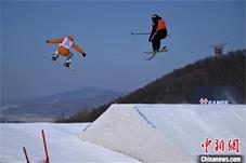 游湖赏枫冰雪竞速 吉林市秋冬文旅频出新