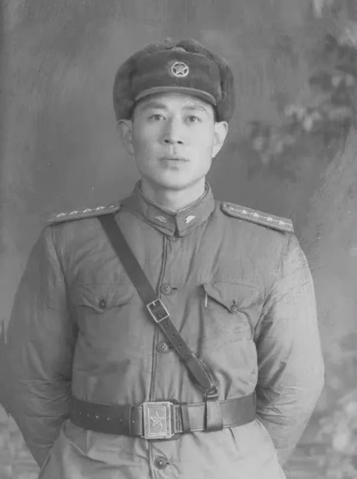李昌言。来源：央视军事.png